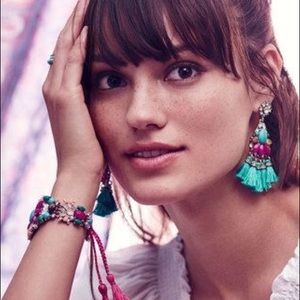 Chloe + Isabel Jewelry - Bazaar Statement Tassel Bracelet Chloe + Isabel Jewelry - Bazaar Statement Tassel Bracelet